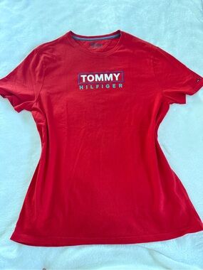 Tommy Hilfiger Red Logo Short Sleeve Tee